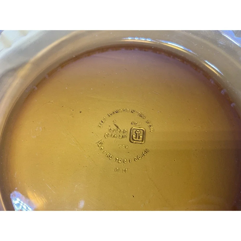 Baking dish / fluted pie‎ plate Anchor Hocking 10